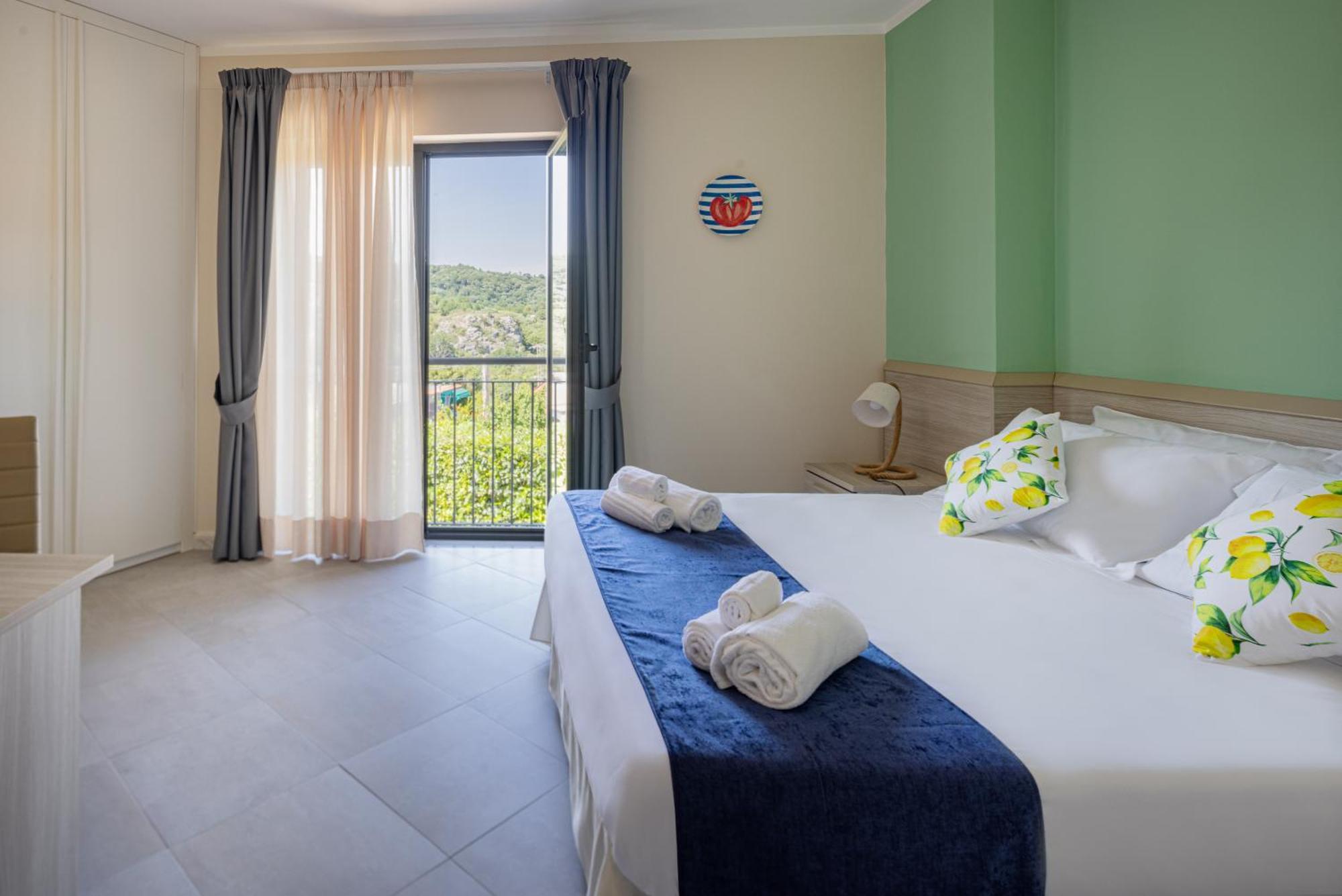 Scario Club Hotel San Giovanni a Piro Exterior photo